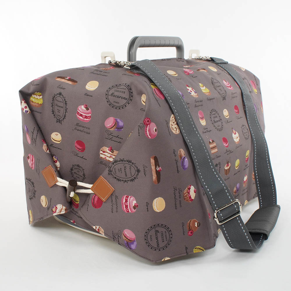 Helen's クレートカバー マカロンチョコドット Sサイズ トグルボタン付き