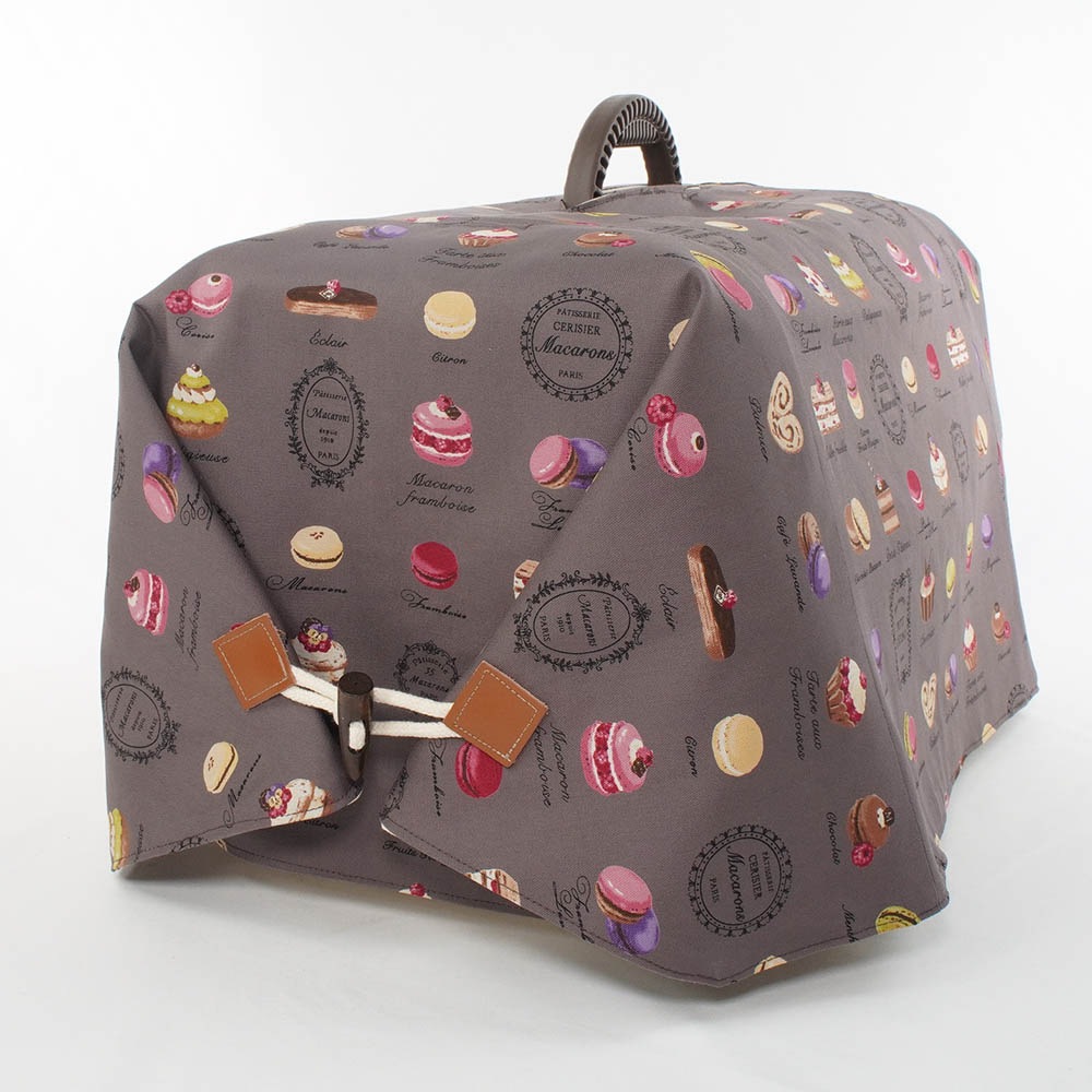 Helen's クレートカバー マカロンチョコドット Sサイズ トグルボタン付き