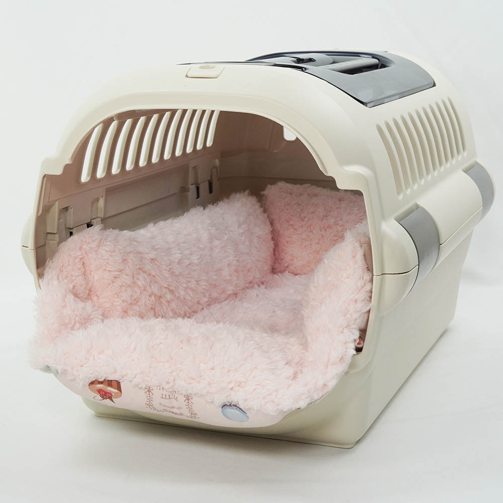 ペットが喜ぶ キャリークッションベッド/クレートクッション マカロンシャービーピンクファー Sサイズ
