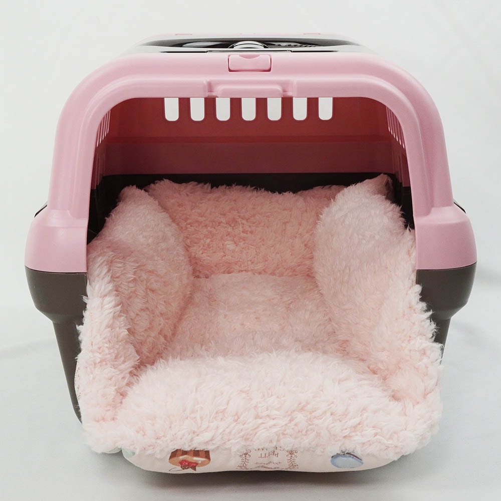 ペットが喜ぶ キャリークッションベッド/クレートクッション マカロンシャービーピンクファー Sサイズ