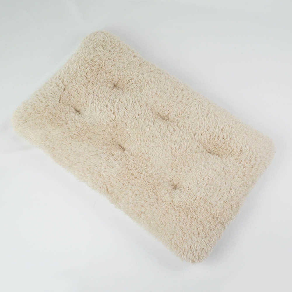 縁無しクッションベッド/クレートクッション カミカミ大好きちゃん用 ８号帆布生地 生成ファー Mサイズ