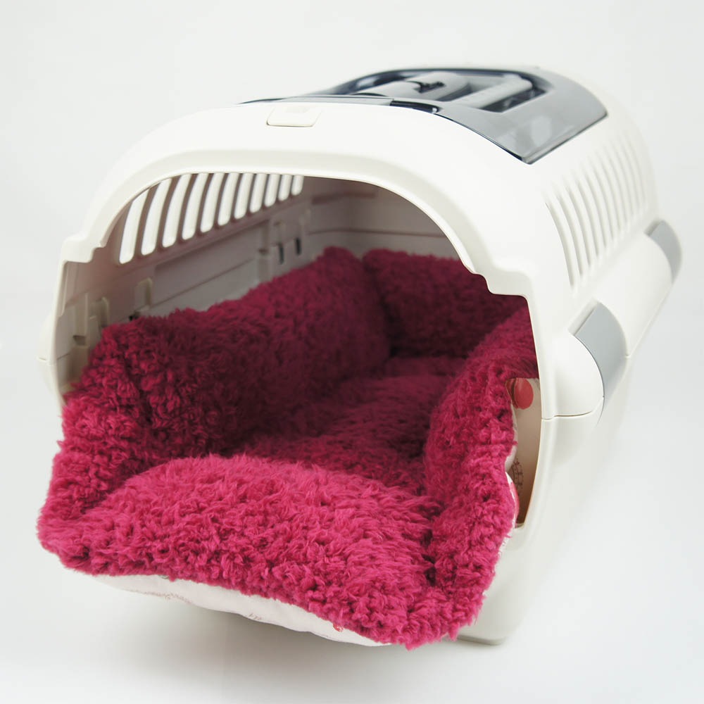 ペットが喜ぶ キャリークッションベッド/クレートクッション マカロンピンクファーラズベリー Sサイズ