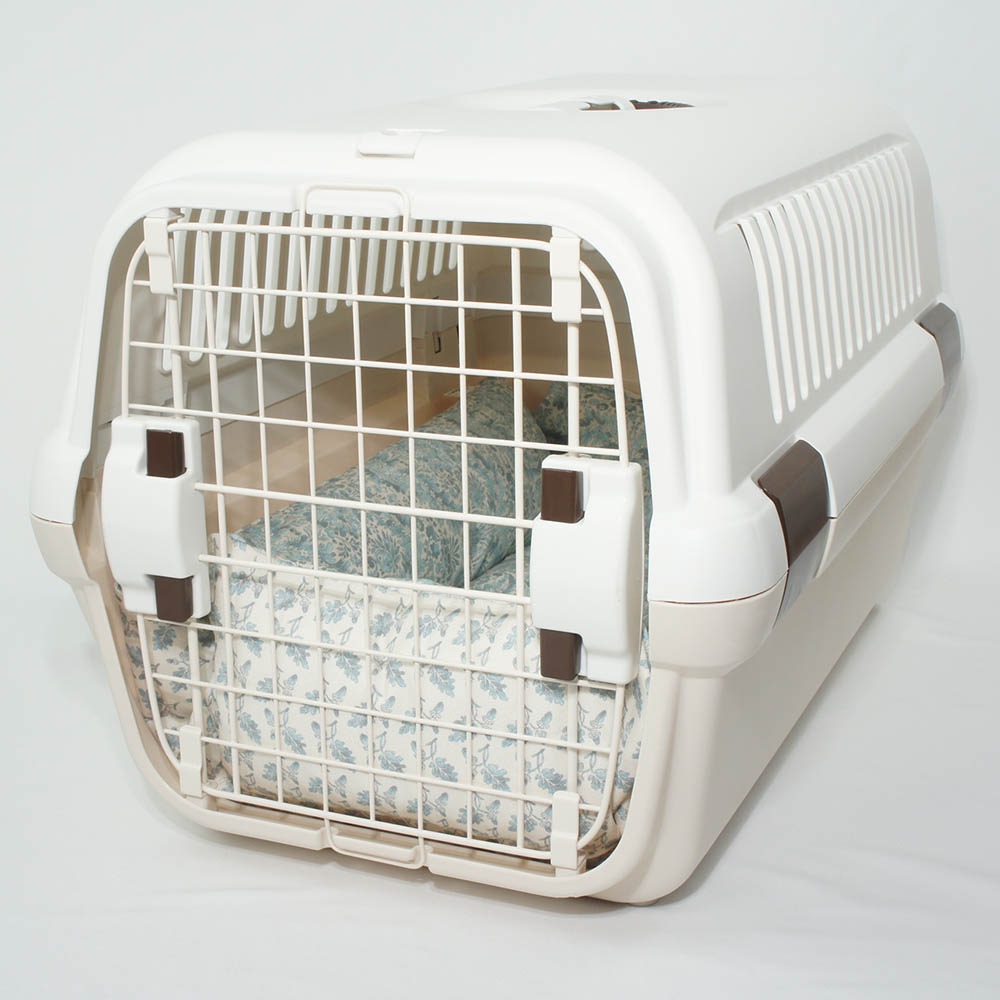 ペットが喜ぶ キャリークッションベッド/クレートクッション  royal albert ダマスク アラベスク サックスブルー Mサイズ