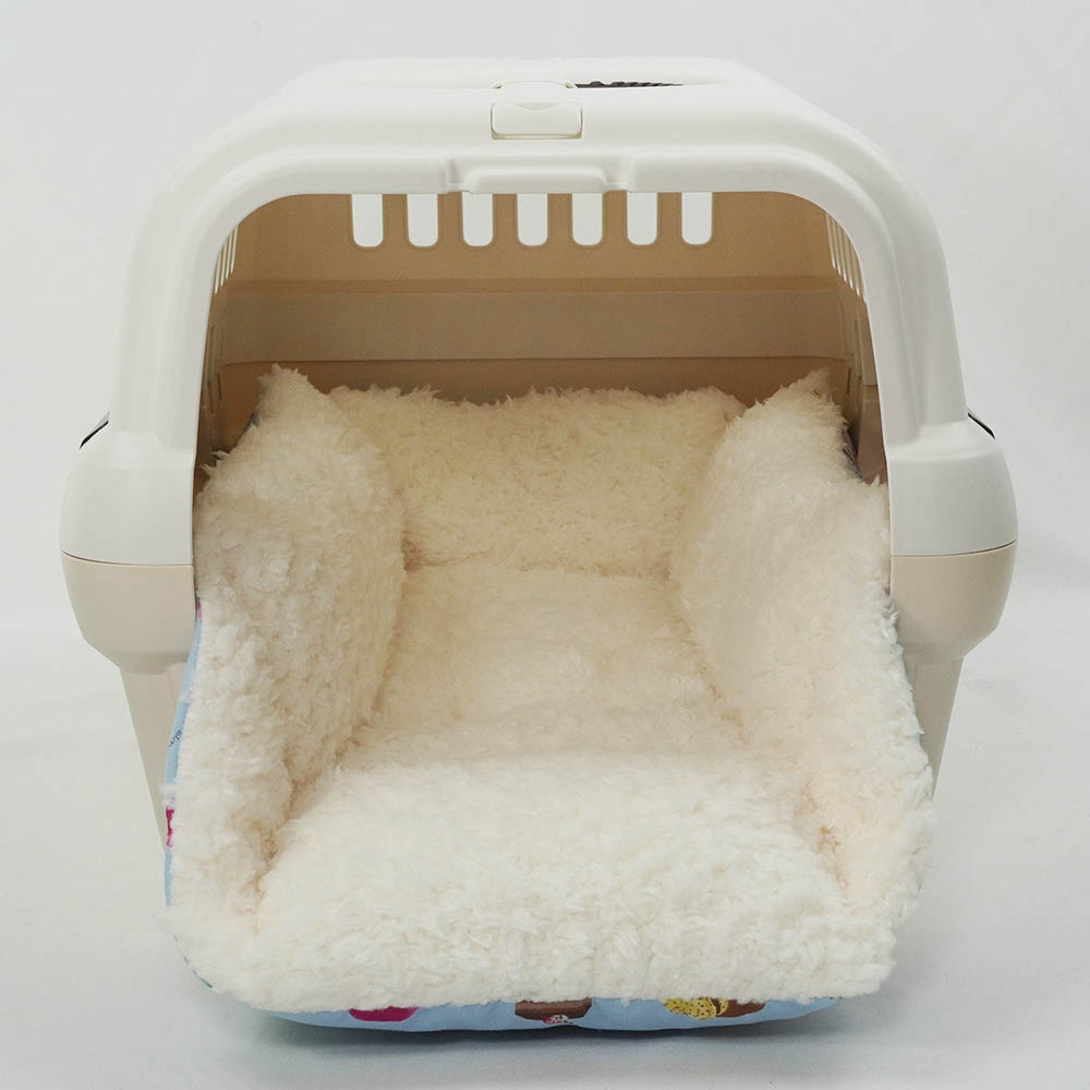 ペットが喜ぶ キャリークッションベッド/クレートクッション マカロンブルーファー Sサイズ