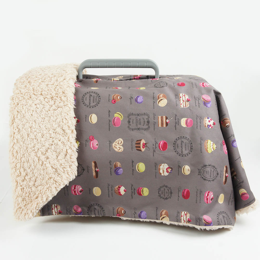 あったか3WAY キャリーカバーブランケット マカロンチョコ <マルチ幅> Sサイズ(トグルボタン無し)