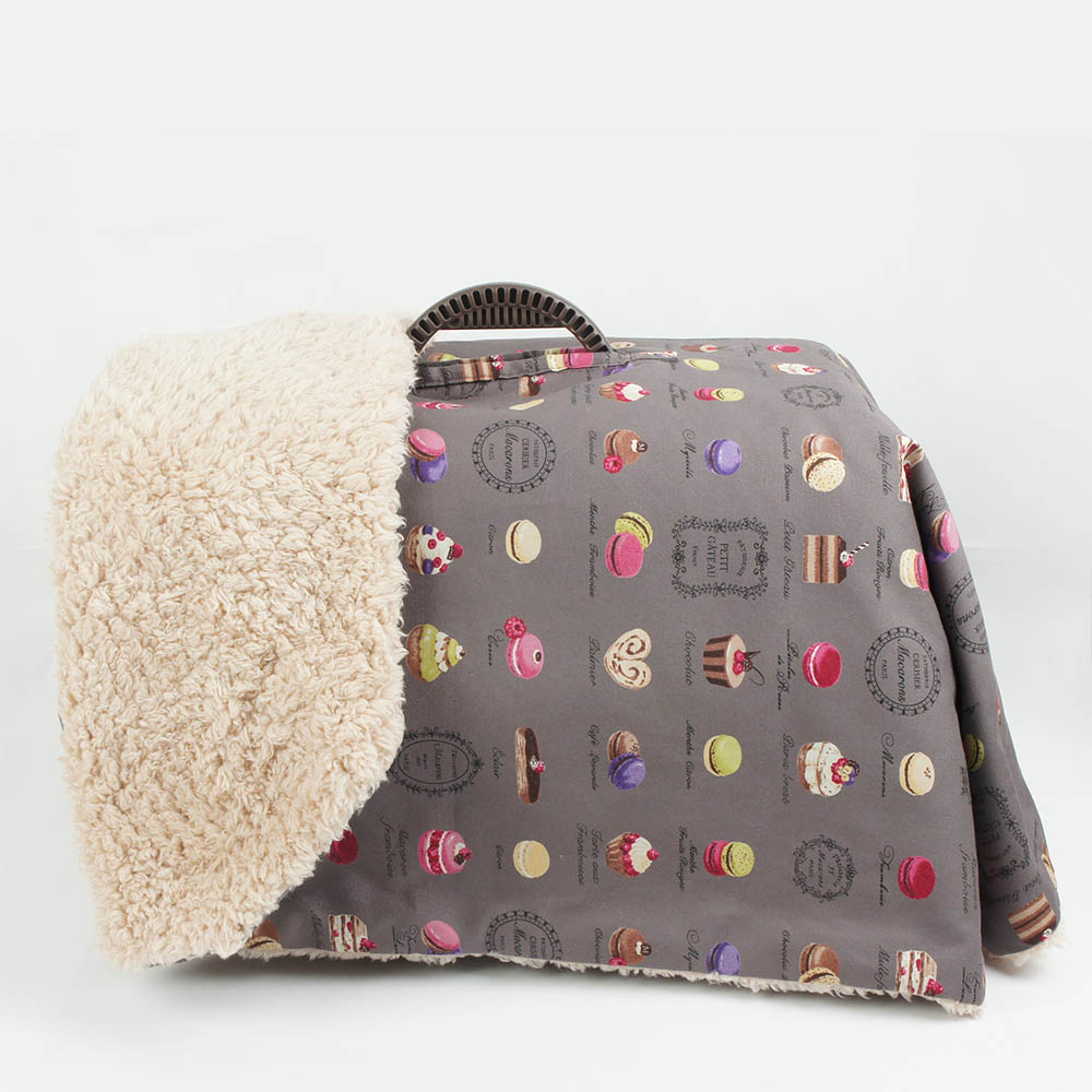 あったか3WAY キャリーカバーブランケット マカロンチョコ <マルチ幅> Sサイズ(トグルボタン無し)