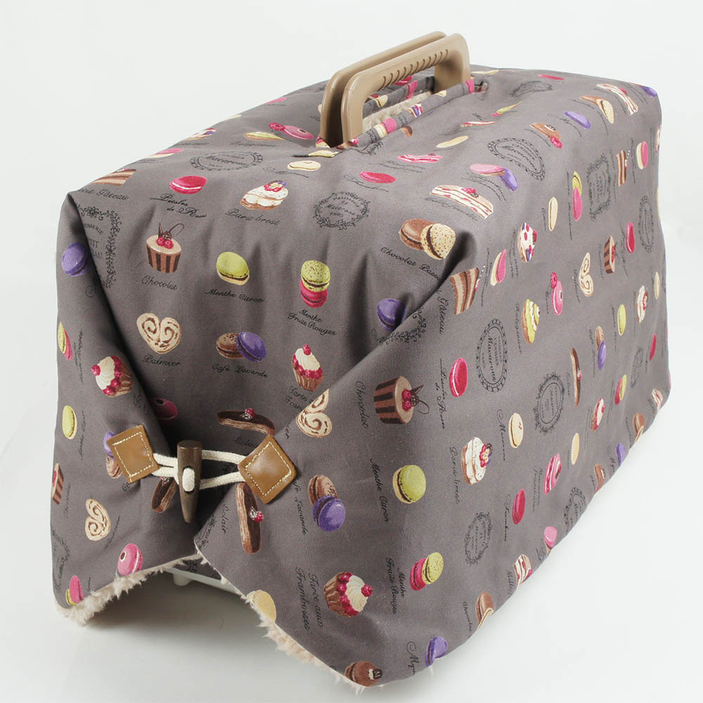 あったか３WAY キャリーカバーブランケット マカロンチョコ ＜マルチ幅＞ Sサイズ（トグルボタン付き）