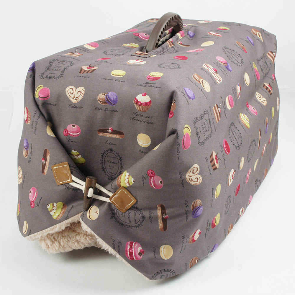 あったか３WAY キャリーカバーブランケット マカロンチョコ ＜マルチ幅＞ Sサイズ（トグルボタン付き）