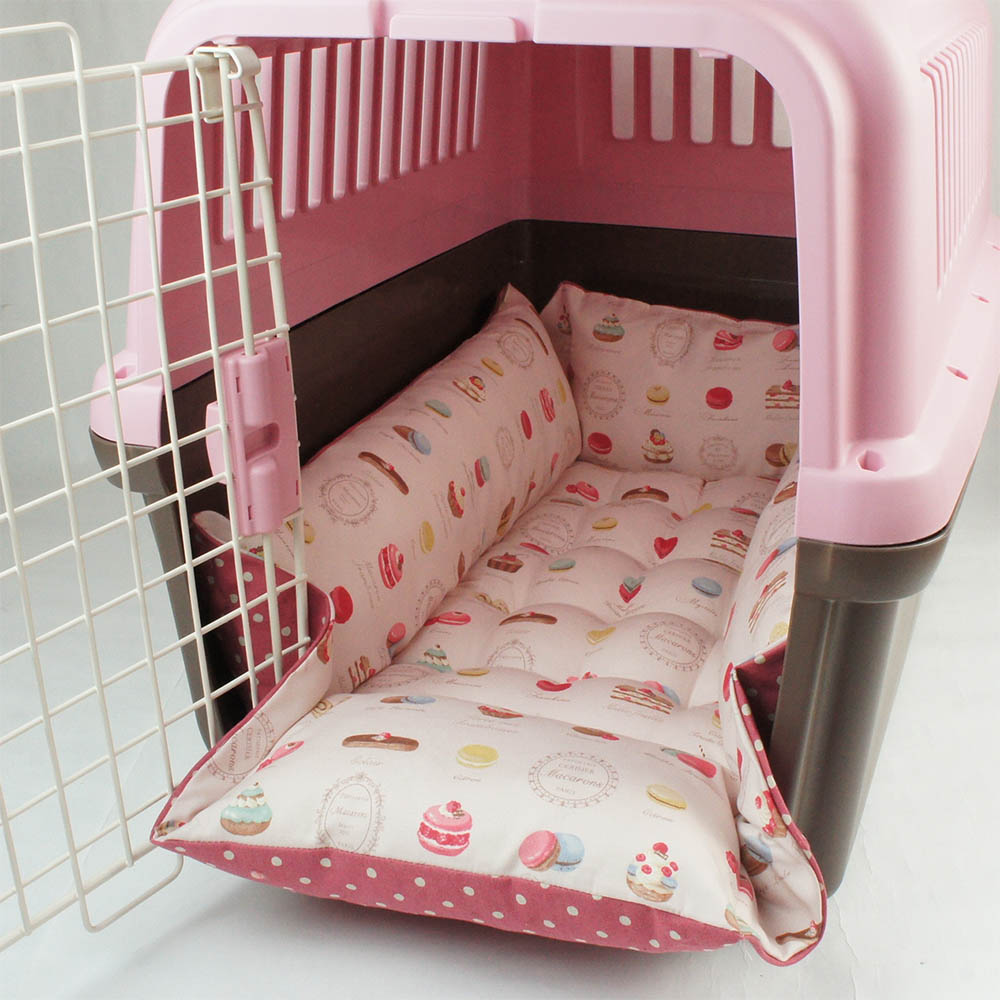 ペットが喜ぶ キャリークッションベッド/クレートクッション マカロンピンクドット Ｌサイズ