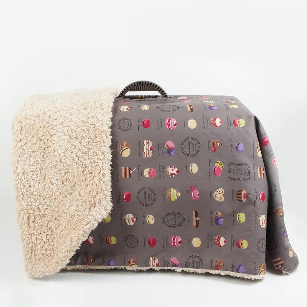 あったか３WAY キャリーカバーブランケット マカロンチョコ ＜マルチ幅＞ Mサイズ（トグルボタン無し）