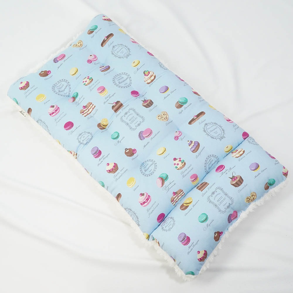 あごのせ縁無しクッション/クレートクッション マカロンブルーファー Mサイズ