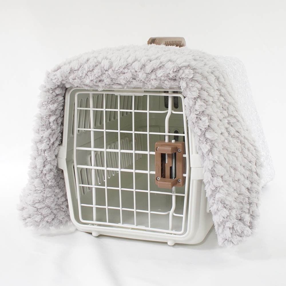 あったか３WAY キャリーカバーブランケット リバティプリント Betsy グレーファー＜マルチ幅＞ Sサイズ（トグルボタン付き）