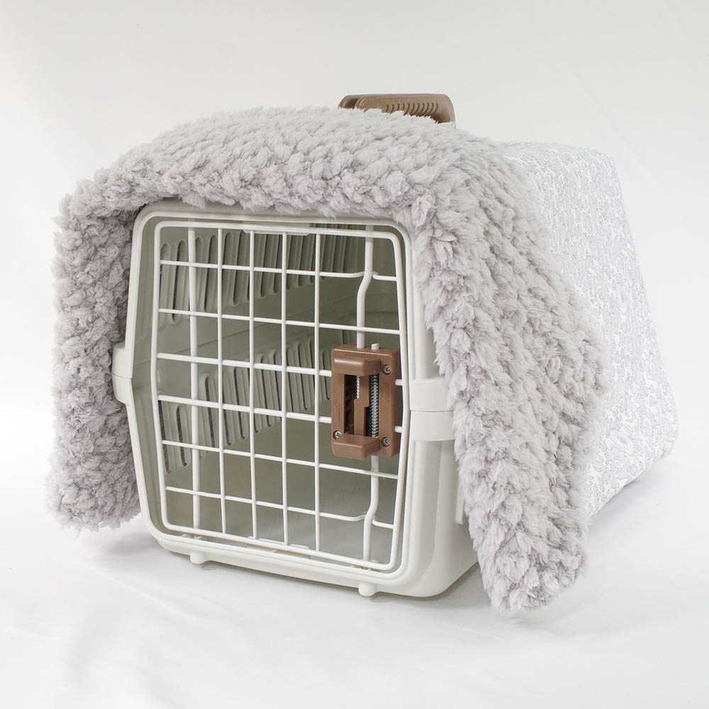 あったか３WAY キャリーカバーブランケット リバティプリント Betsy グレーファー＜マルチ幅＞ Sサイズ（トグルボタン無し）