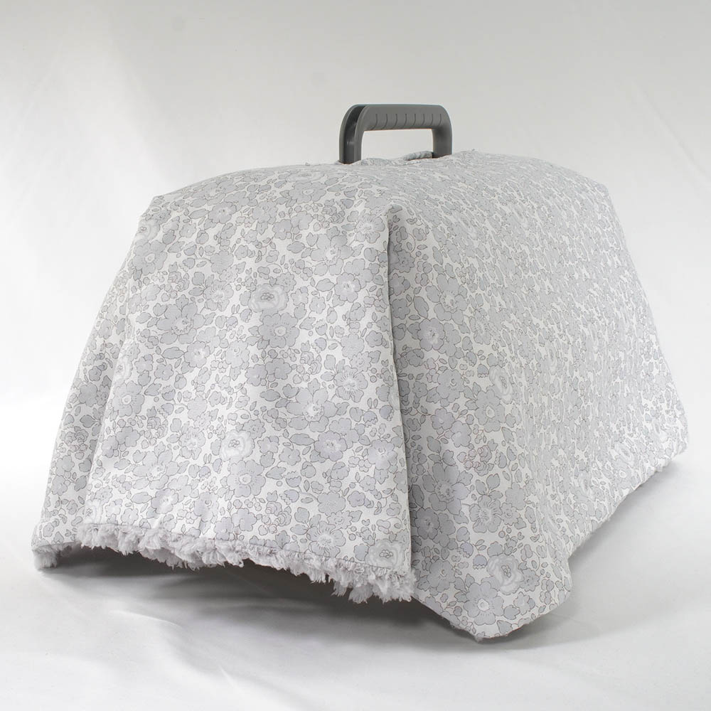 あったか３WAY キャリーカバーブランケット リバティプリント Betsy グレーファー＜マルチ幅＞ Sサイズ（トグルボタン無し）