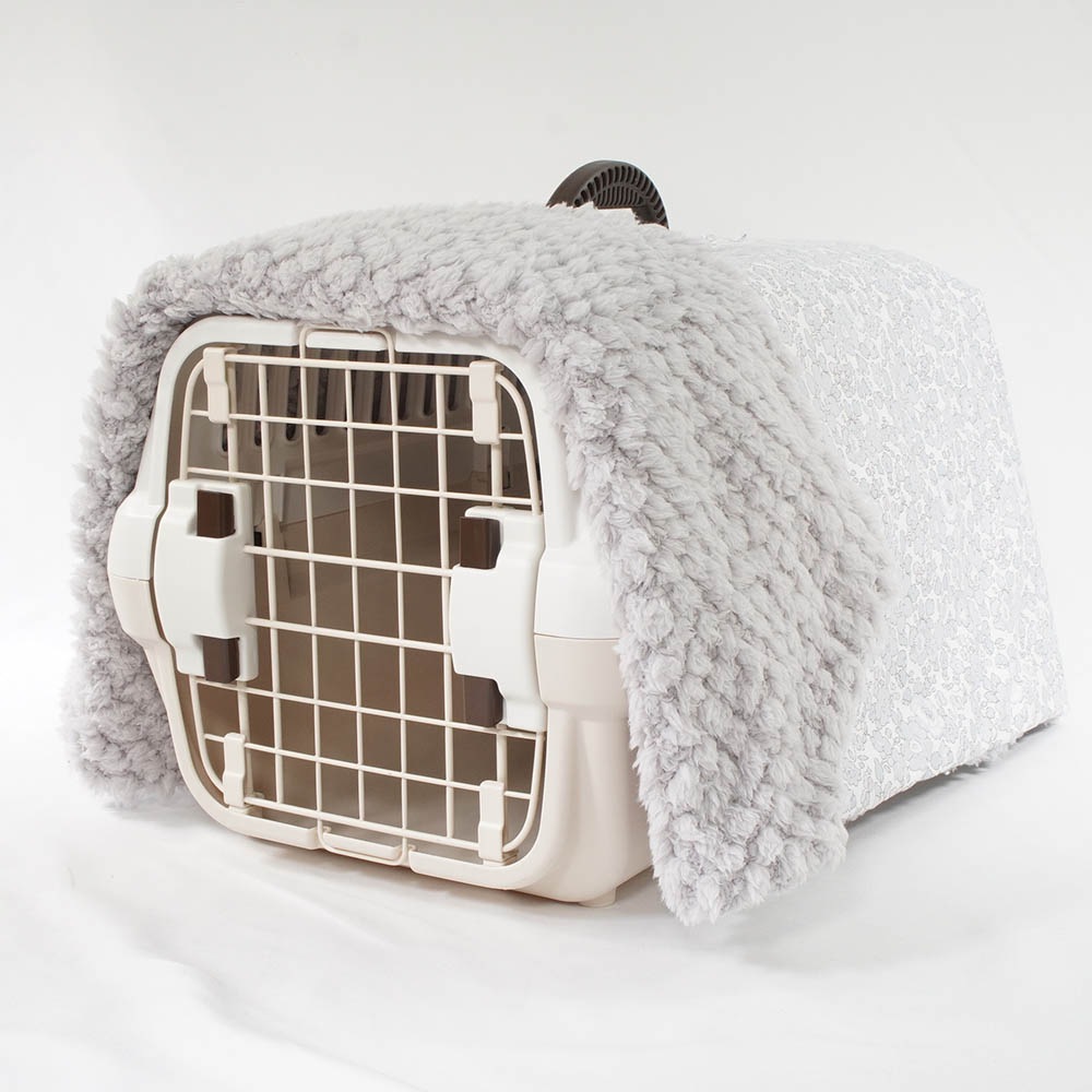 あったか３WAY キャリーカバーブランケット リバティプリント Betsy グレーファー＜マルチ幅＞ Sサイズ（トグルボタン無し）