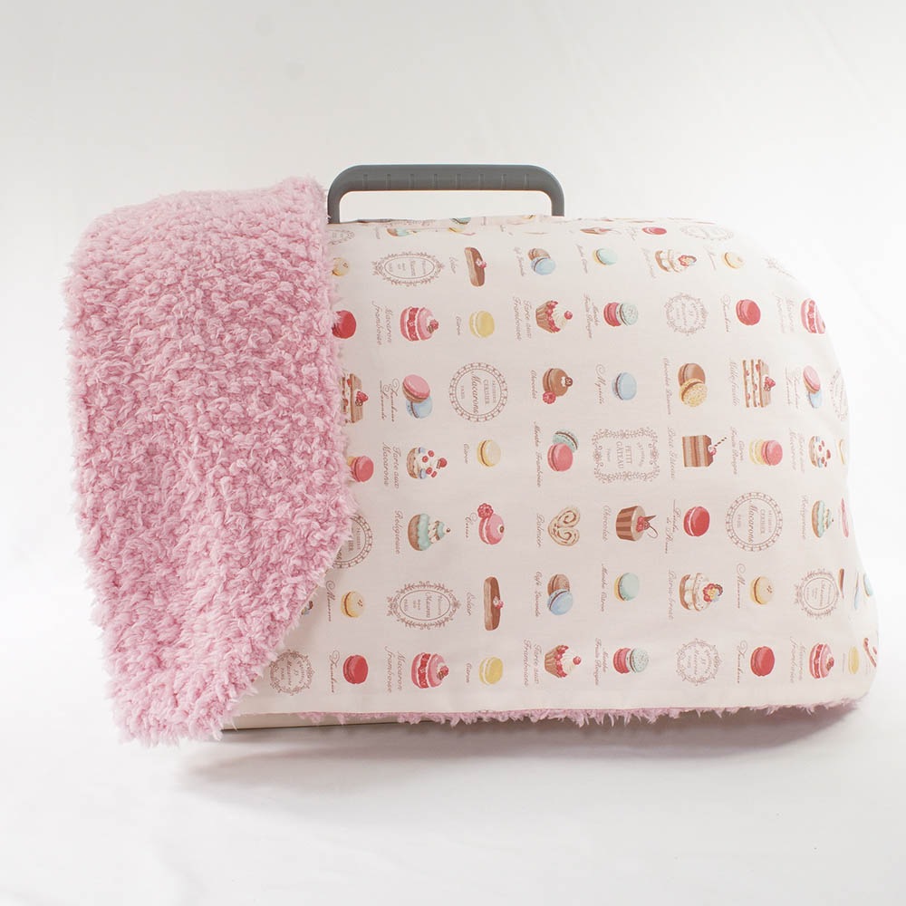 あったか３WAY キャリーカバーブランケット マカロンハニーピンク ＜マルチ幅＞ Mサイズ（トグルボタン付き）