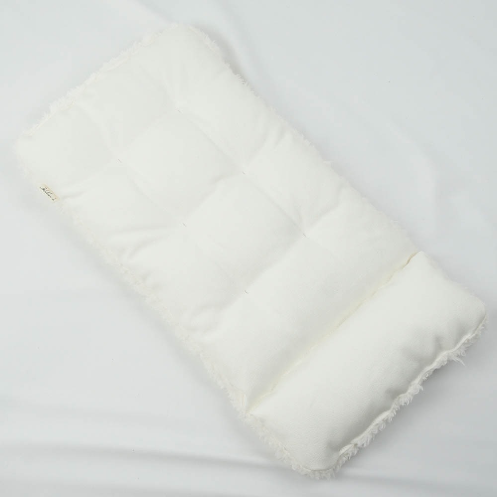 あごのせ縁無しクッション/クレートクッション カミカミ大好きちゃん用 ８号帆布生地 オフホワイトファー Sサイズ