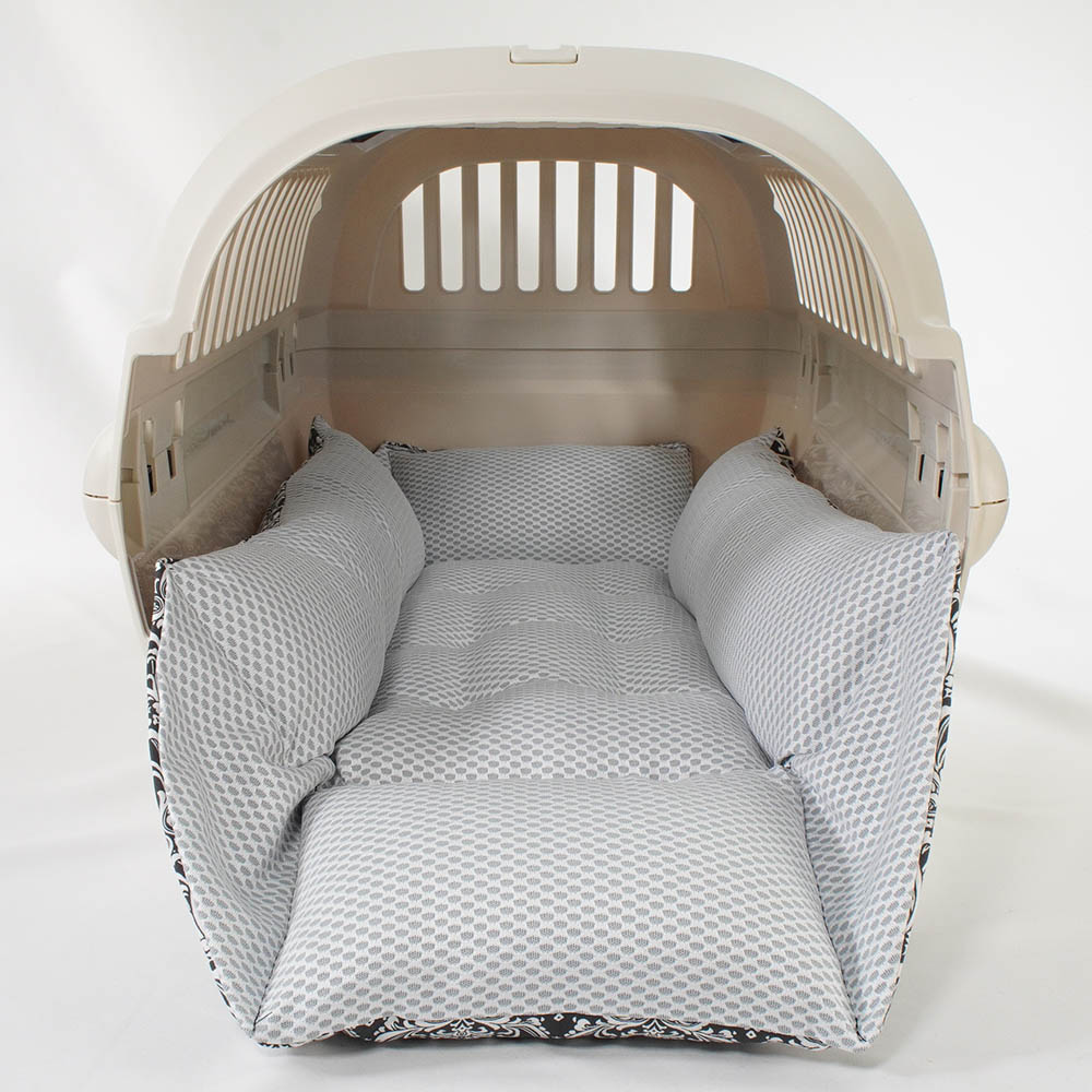 ペットが喜ぶ 夏用キャリークッションベッド iCOLD 接触冷感 ダマスク モスブラック Mサイズ