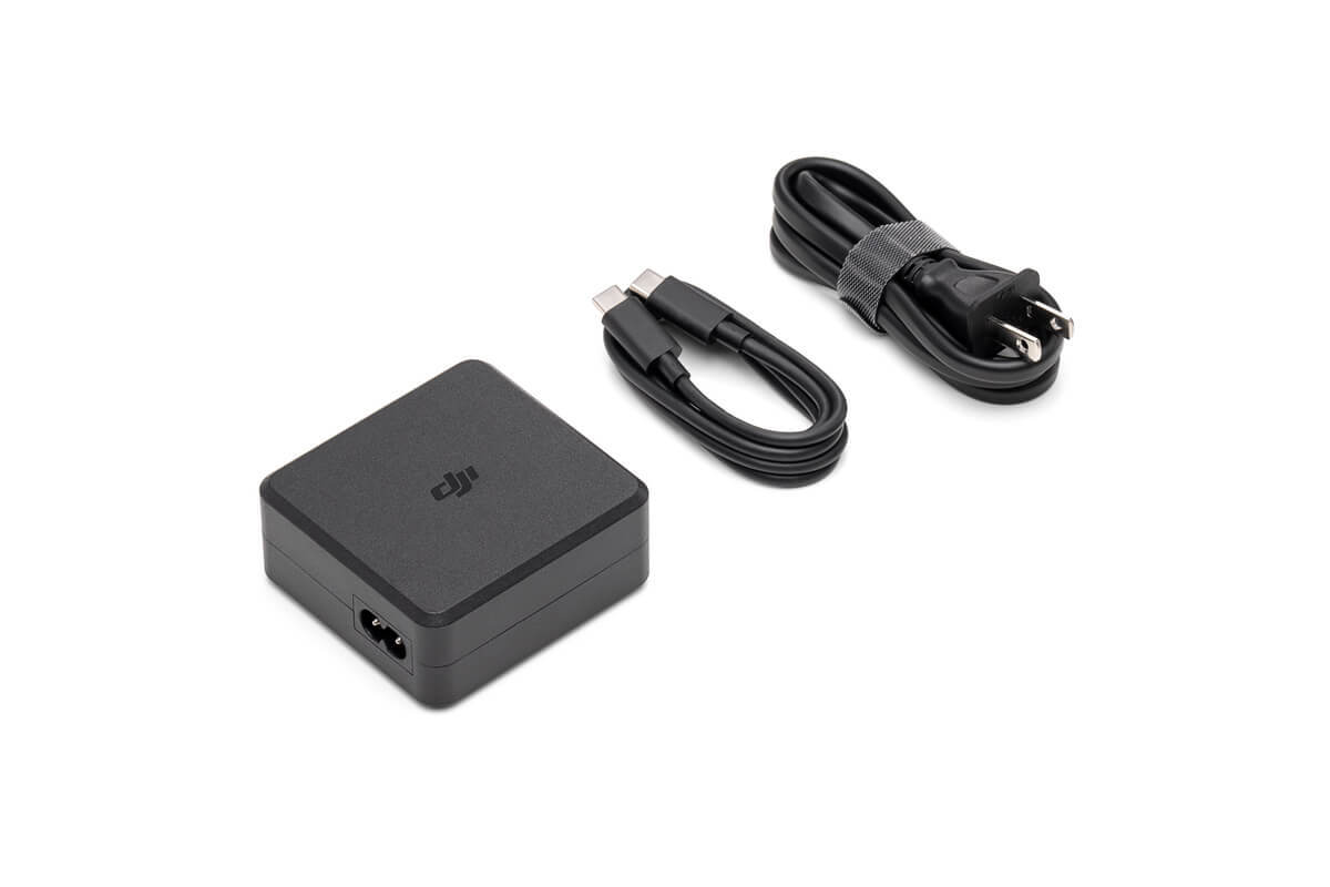 DJI 100W USB-C Ÿץ