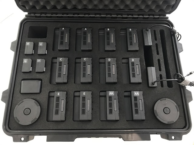 �����Һ߸˸¤��Matrice 200 ���꡼�� TB55 �Хåƥ꡼��Ǽ�����󥰥�����