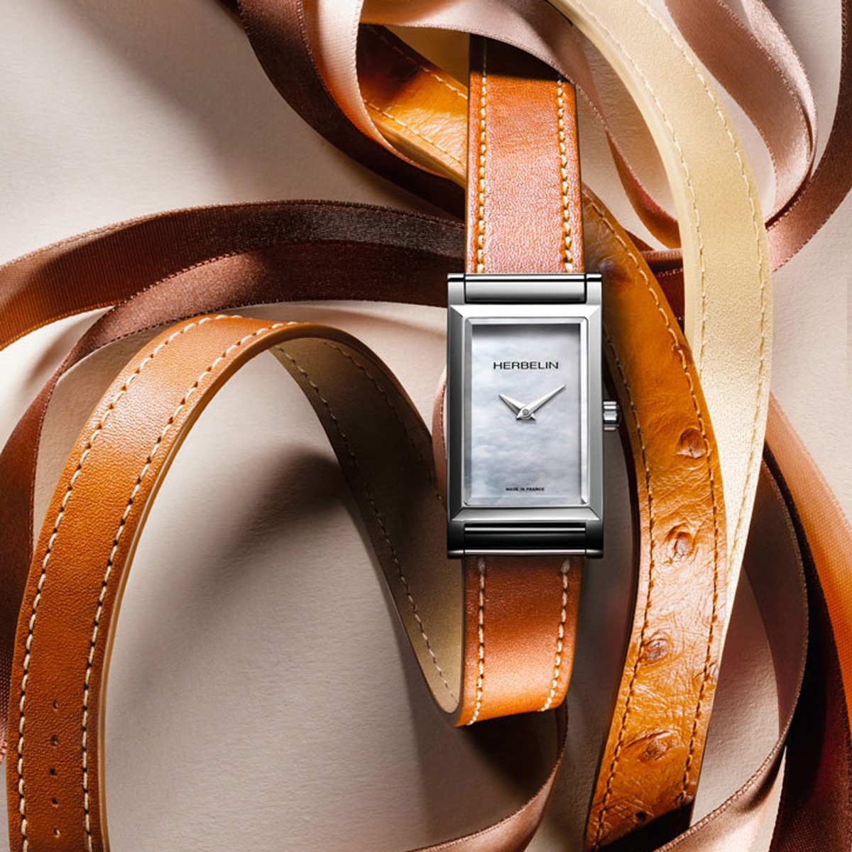 ANTARES ���󥿥쥹 ���� �٥�� ���֥륹�ȥ�å� BEVERLY DORE A190 �������