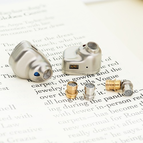 iBasso Jr. Cookie Ti Matte (�ޥåȥե��˥å���Ver,)��1��16��ȯ���