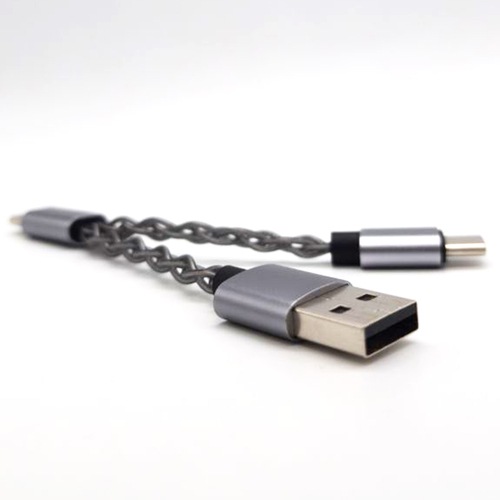 iiBasso Audio CB19��3��8��ȯ���