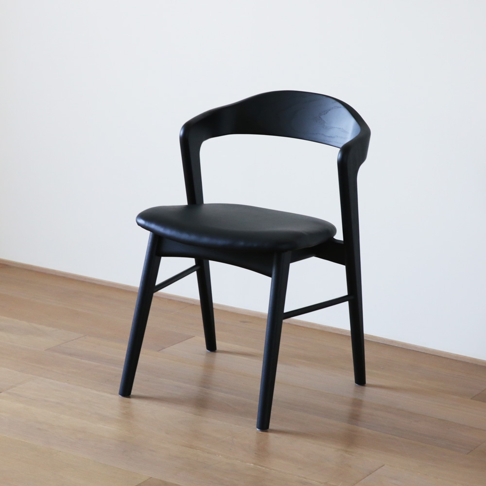 【30％OFF】【1台限り】【本社直営店】SWELL CHAIR オーク 黒塗装/黒座面 4