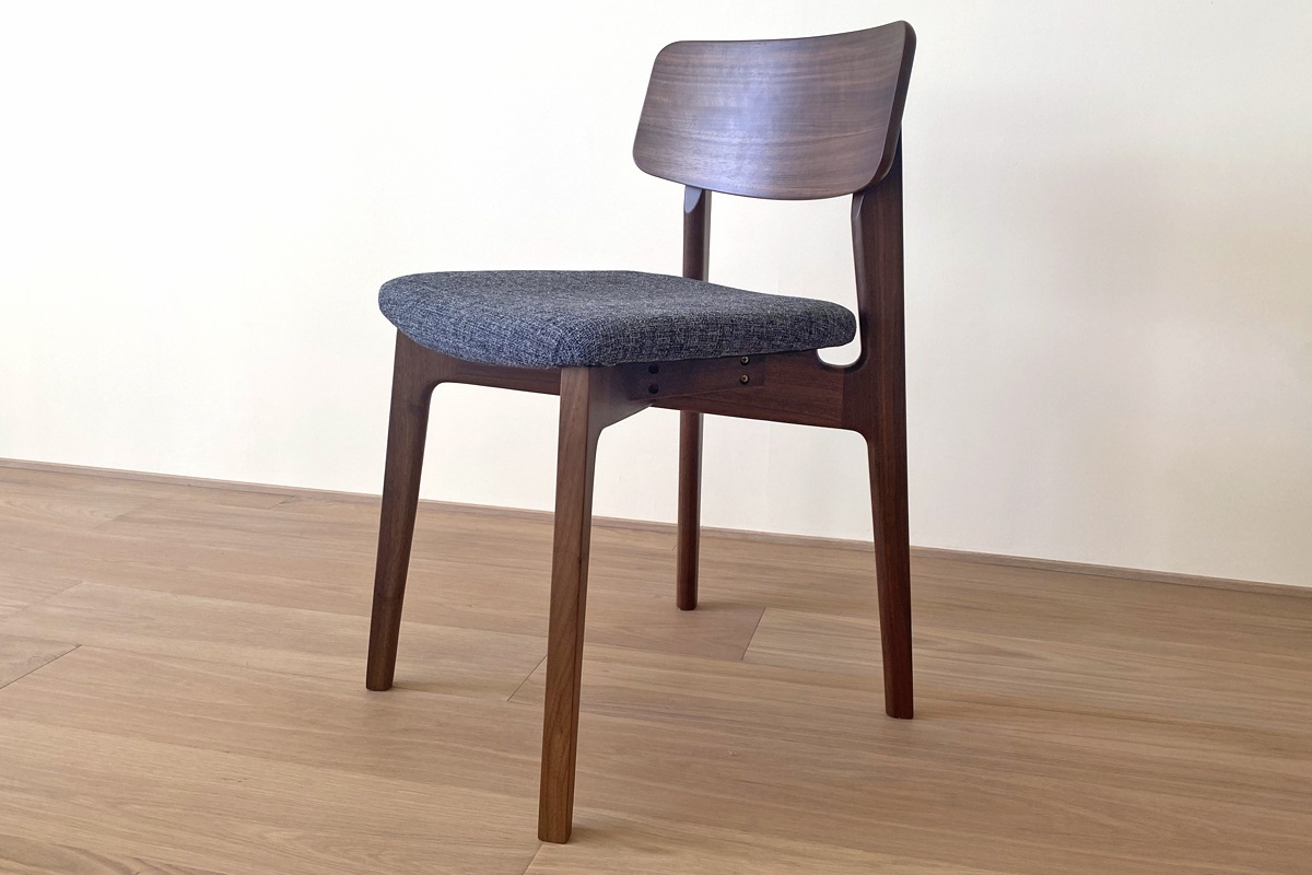 BLANC CHAIR ウォルナット/板座