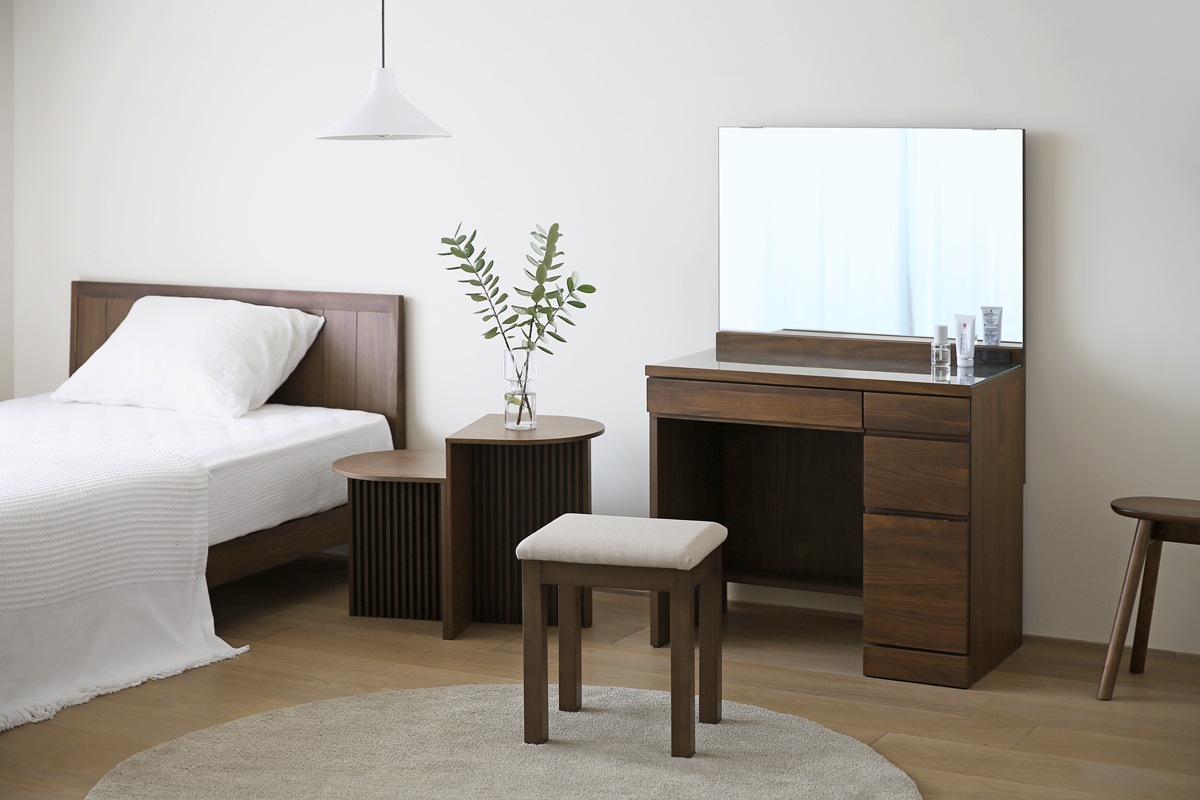 レッチェ 80ドレッサー(椅子つき) WN