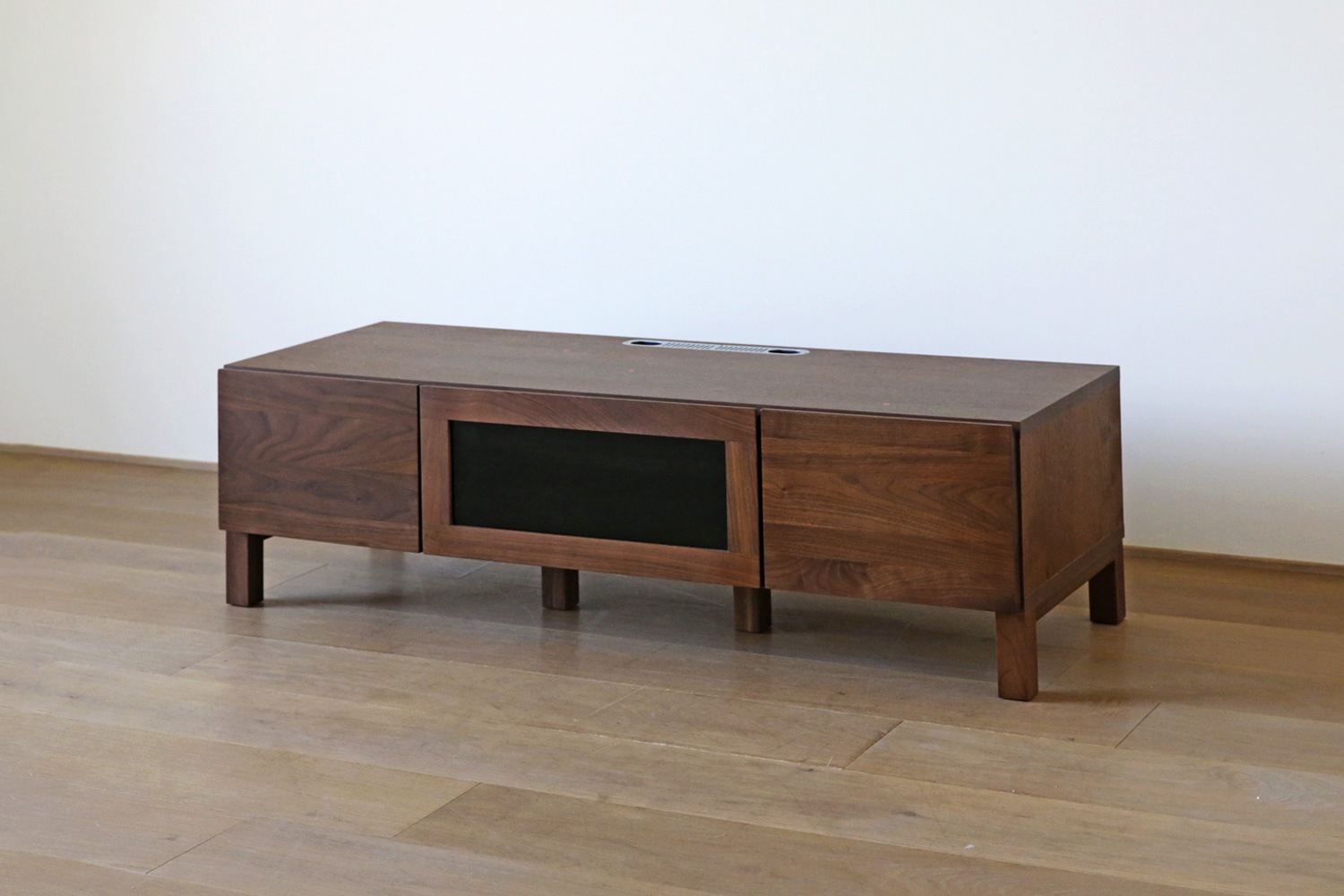 レッチェ 120TVボード WN