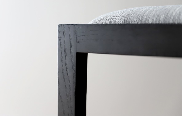 KIEL CHAIR 肘付き ウォルナット【受注生産品】 