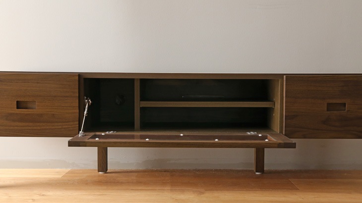 LEIRIA 138TVボード ウォルナット