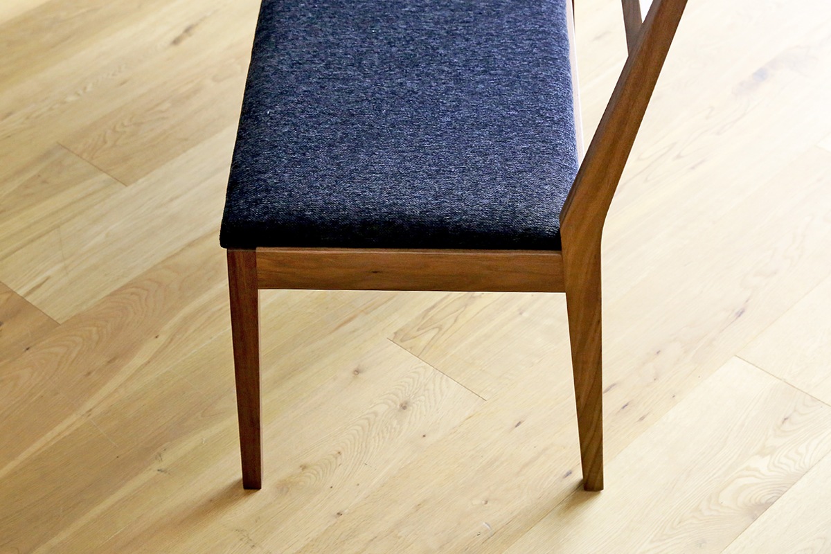 PLAIN BENCH 背付き オーク黒塗装【受注生産品】　