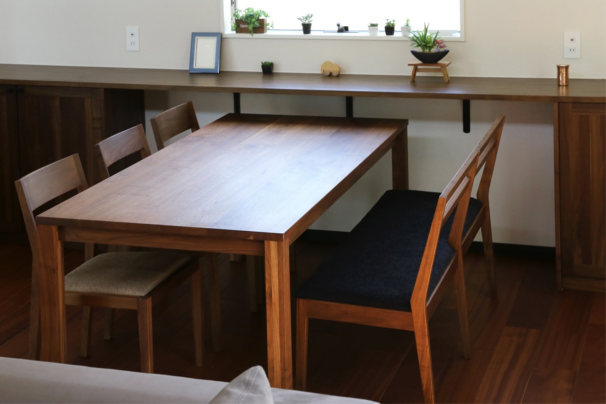 PLAIN BENCH 背付き オーク黒塗装【受注生産品】　