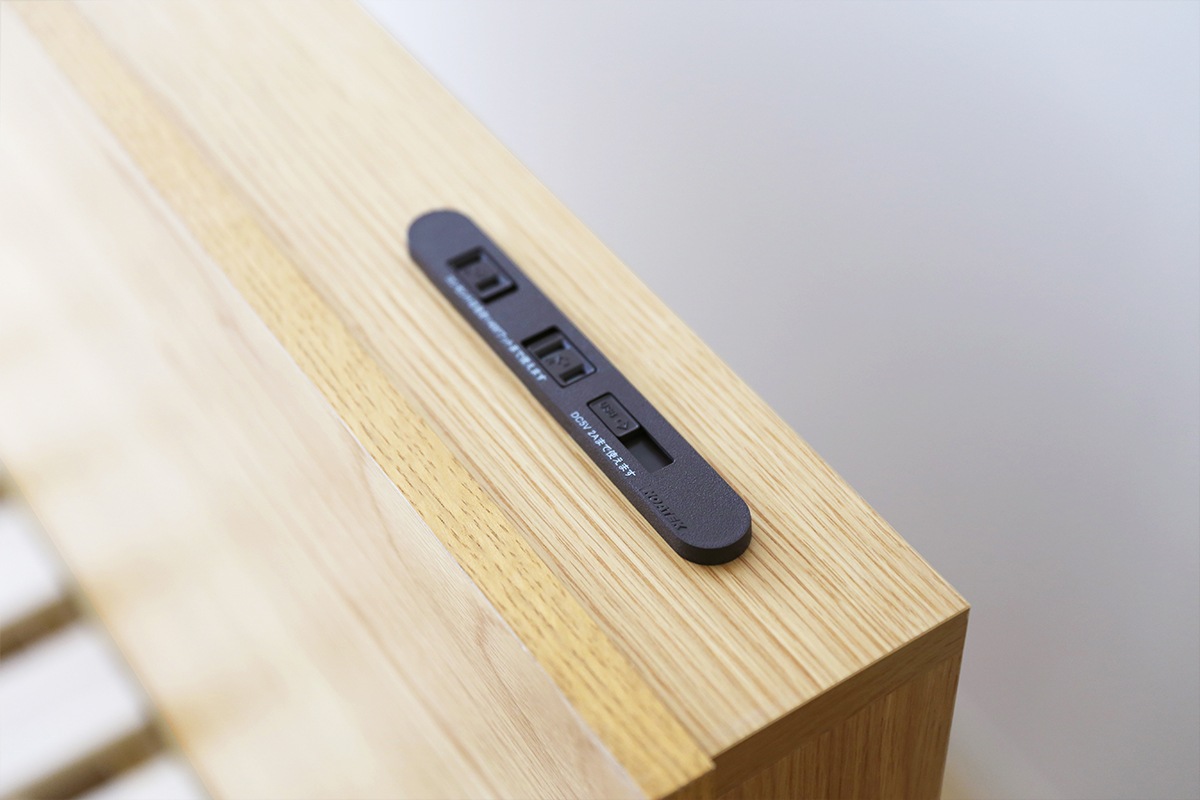 【廃番25％OFF】 MUR BED ダブル オーク