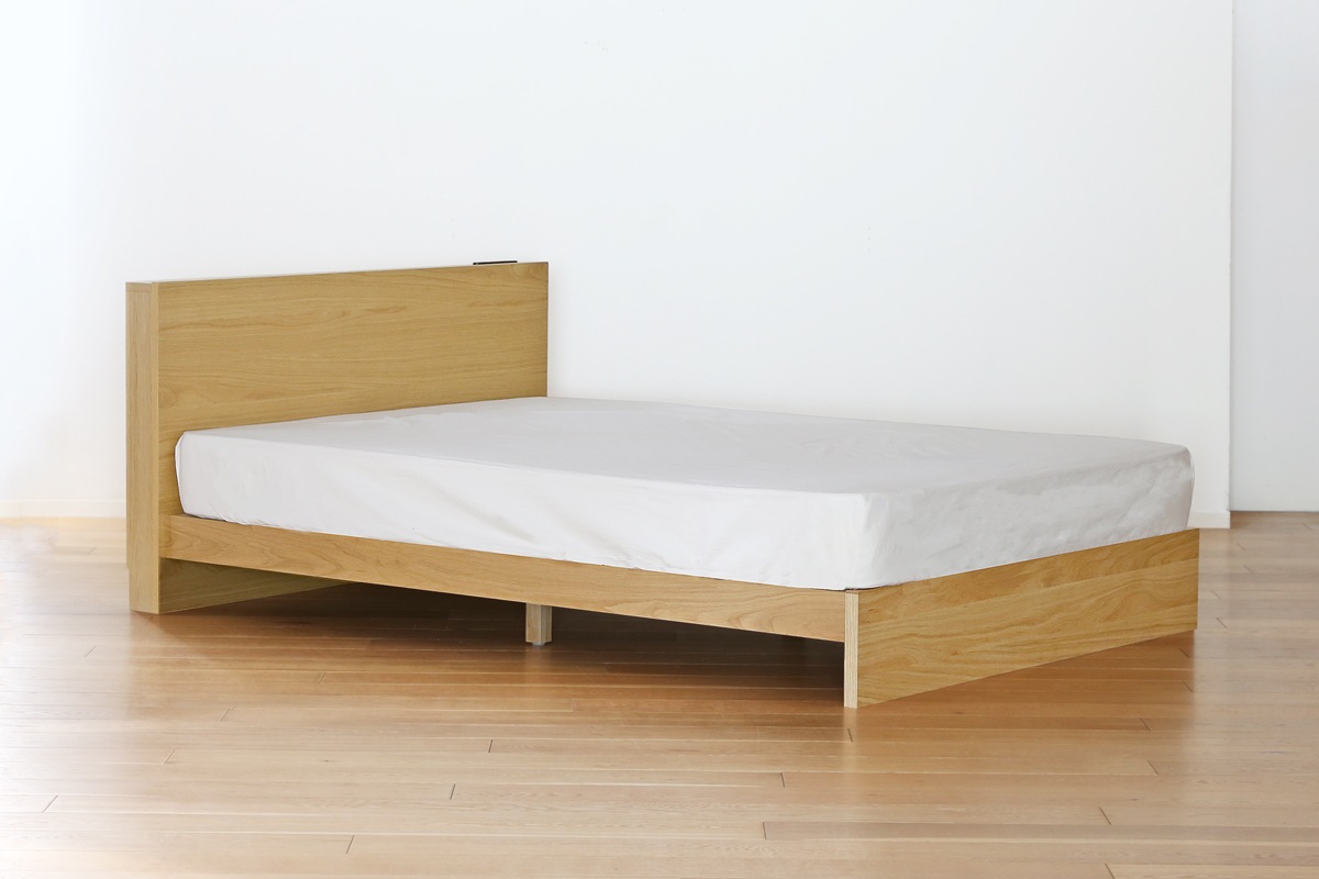 【廃番25％OFF】 MUR BED ダブル オーク