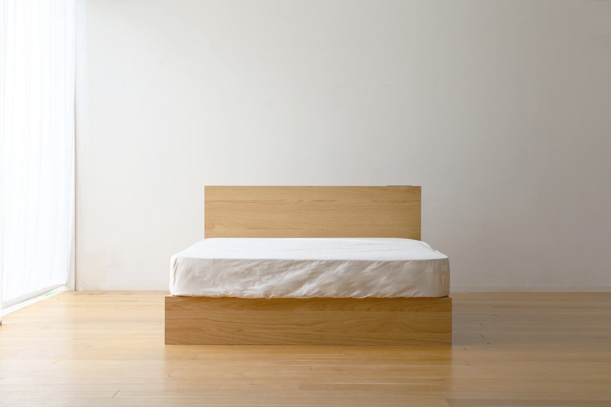 【廃番25％OFF】 MUR BED ダブル オーク