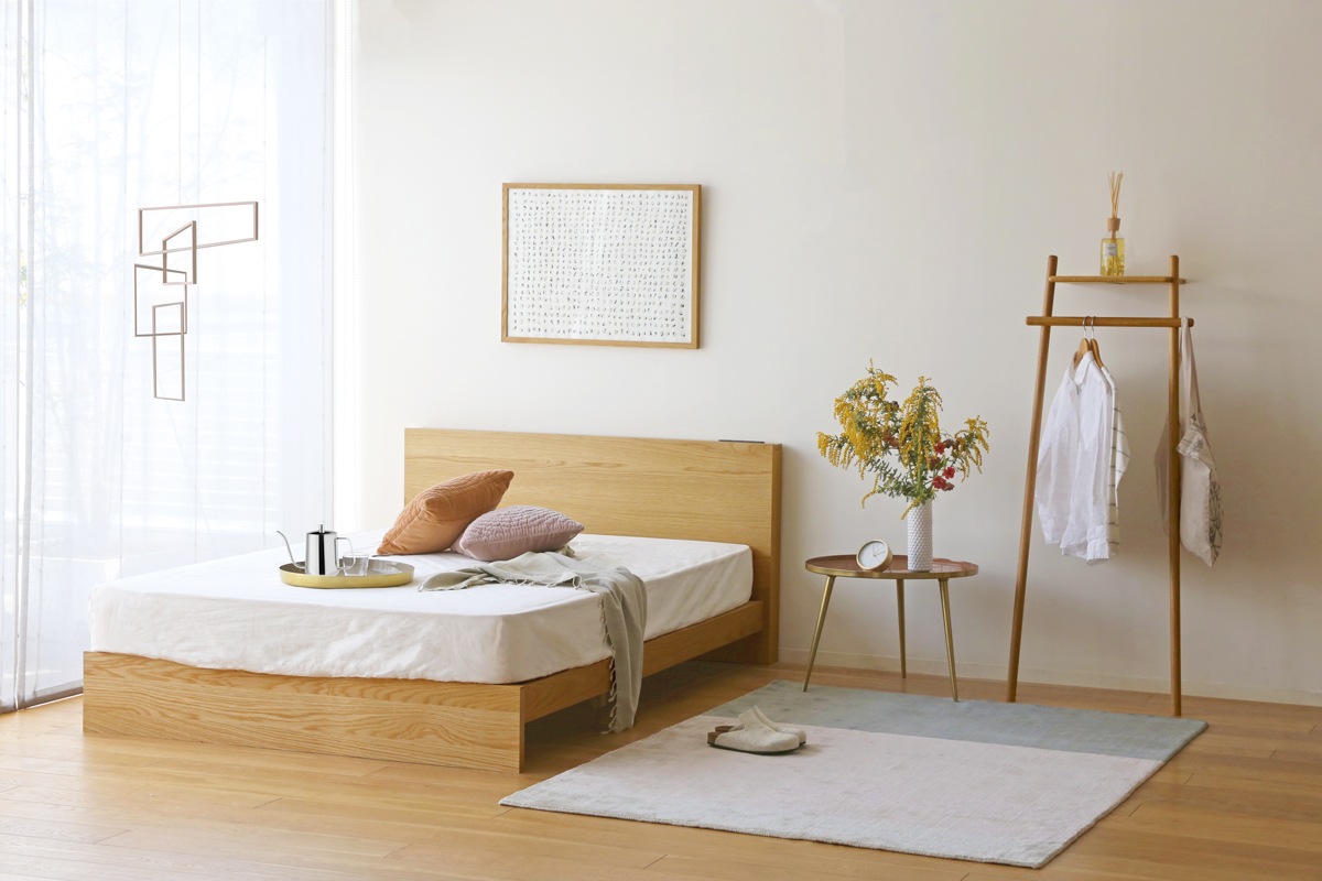 【廃番25％OFF】 MUR BED ダブル オーク