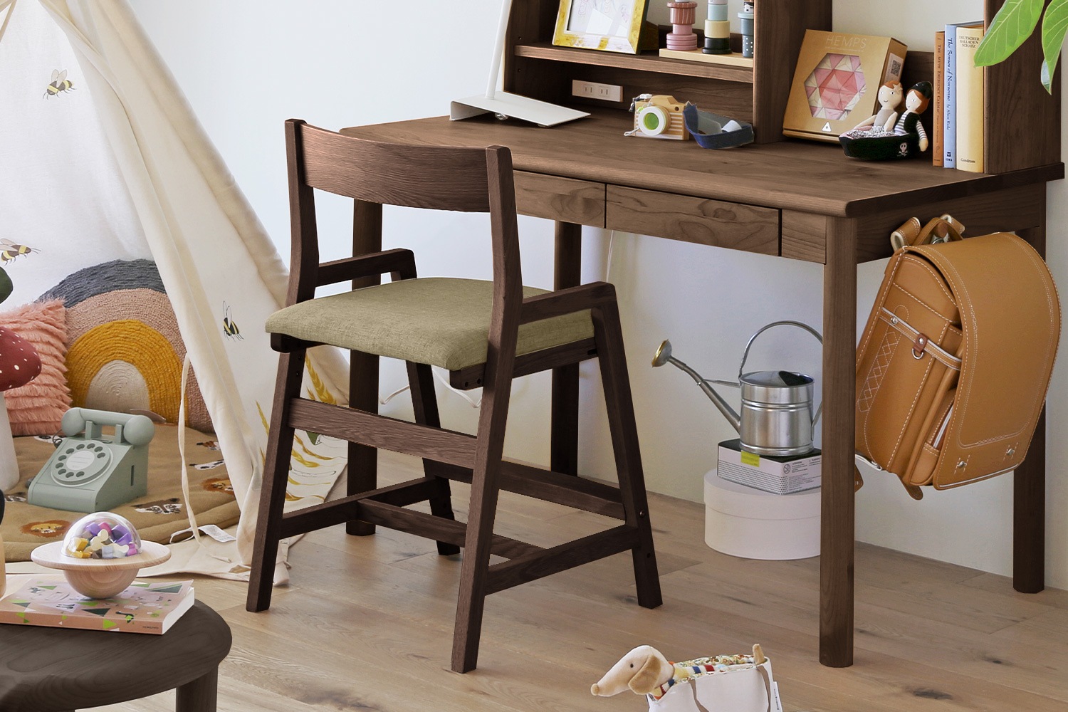 SELEST セレスト チェア 学習椅子 ウォルナット 【受注生産品】
