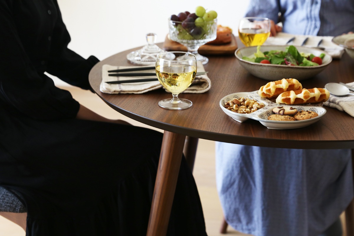 MALLOON マルーン DINING TABLE ウォルナット