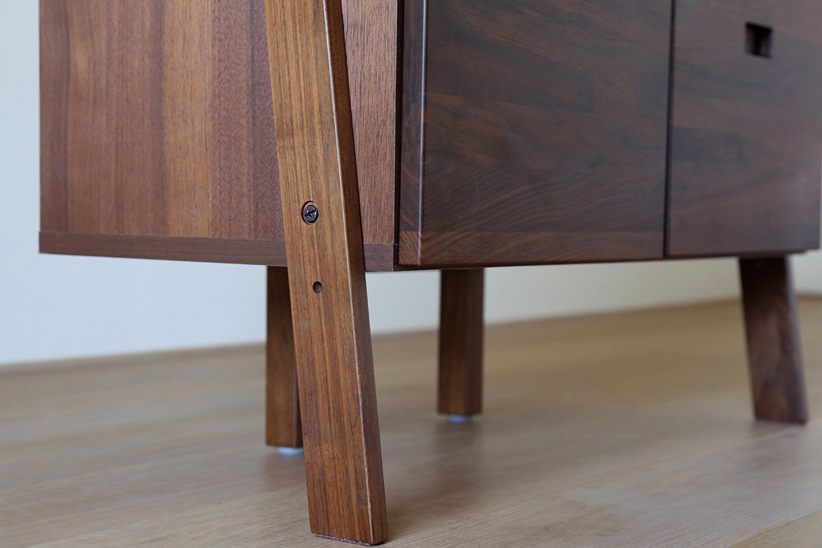 LEIRIA 84キャビネット 引出＋扉  ウォルナット