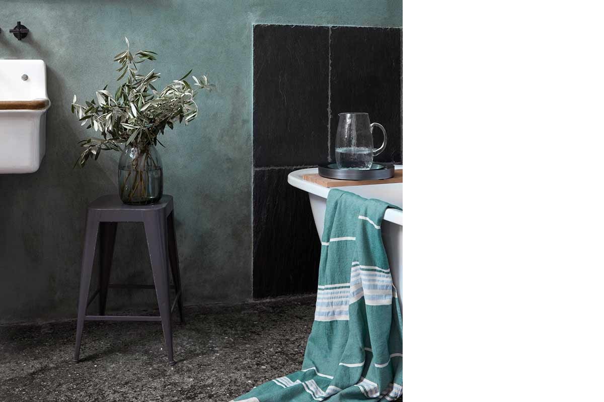 VASE SHAPE CASTLE ROCK (HBC-192,193)