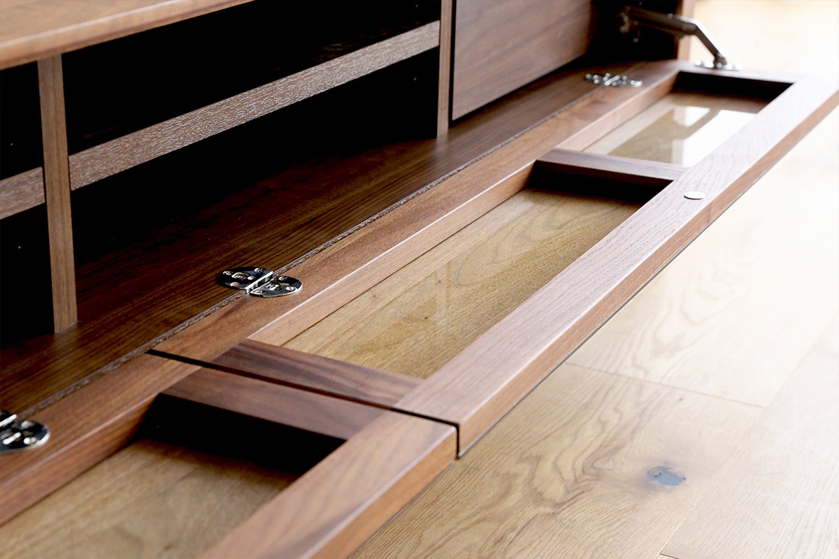 MOL 180TVボード ウォルナット