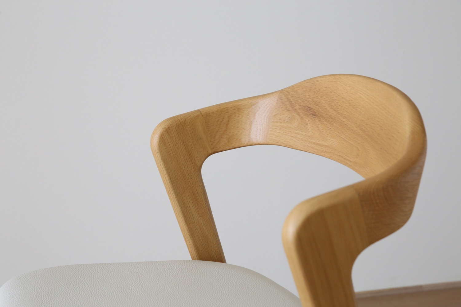30％OFF】【1台限り】【本社直営店】SWELL CHAIR オーク /白座面 5