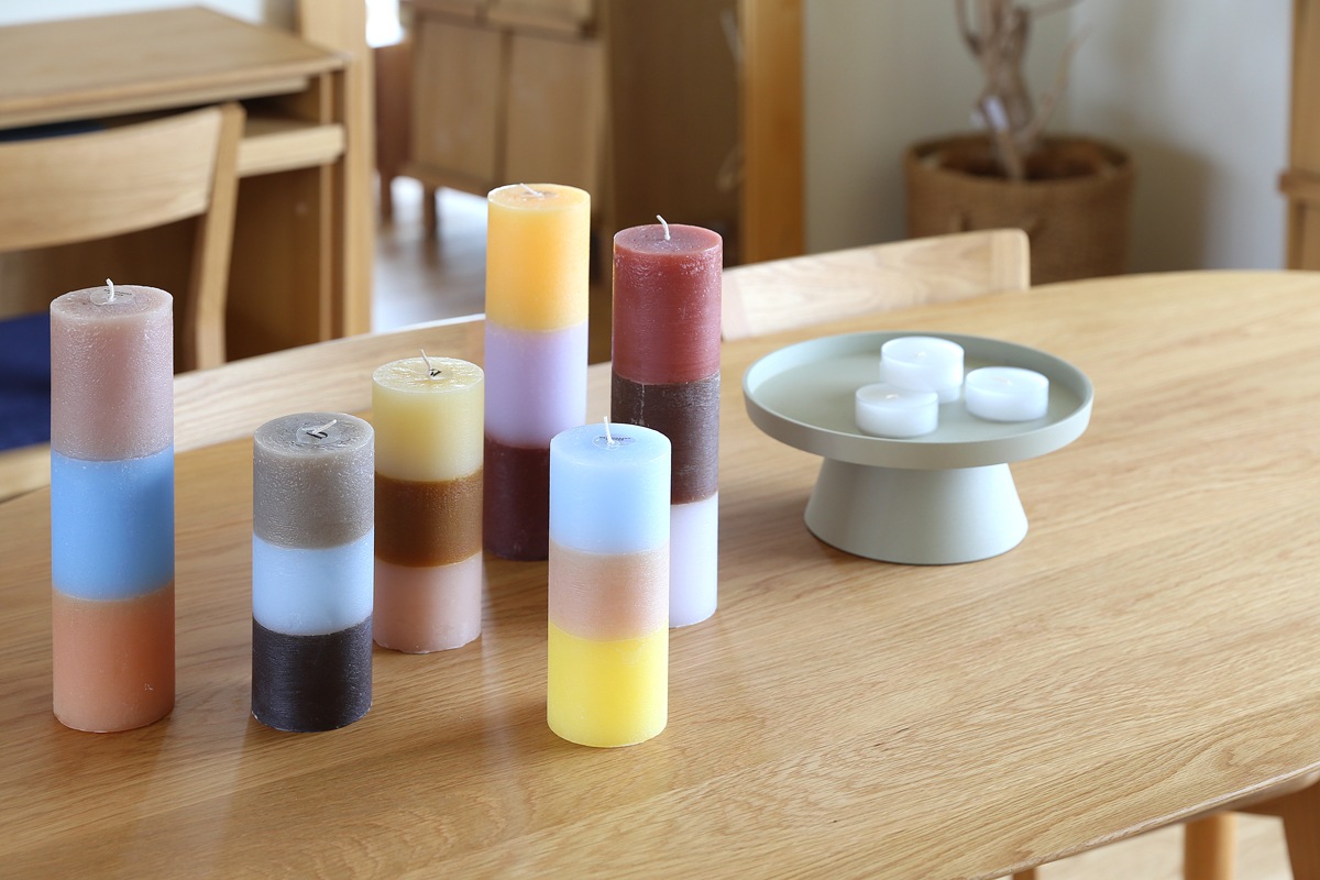 PILLAR CANDLE 'RAINBOW' RASPBERRY LAVENDER (HBC-218)
