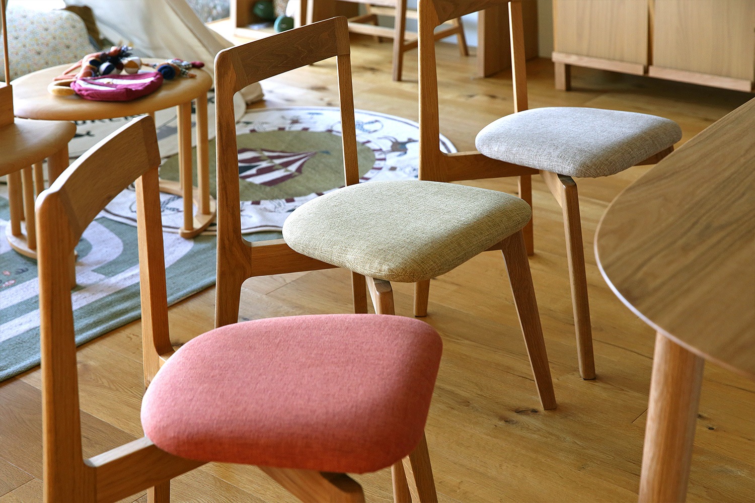 RIALTO CHAIR オーク/布座【受注生産品】