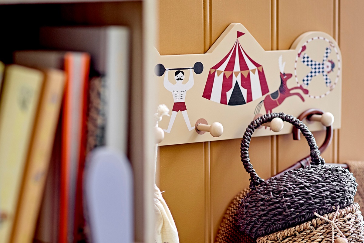 Miou Coat Rack (HBV-168)