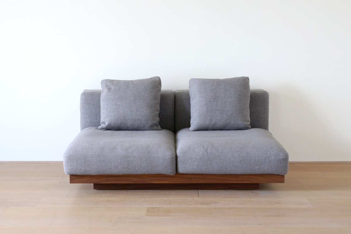 LANA SOFA ラナ 2.5人掛け グレー  オーク/ウォルナット