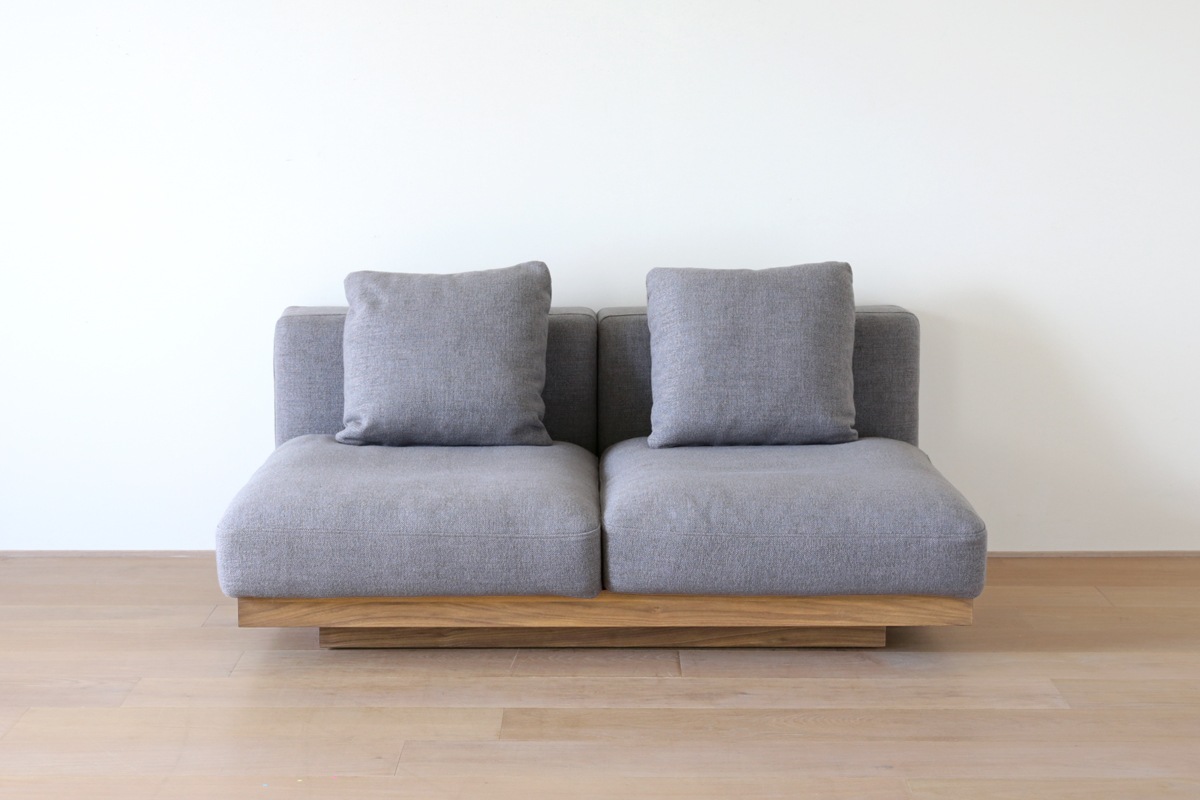 LANA SOFA ラナ 2.5人掛け グレー  オーク/ウォルナット